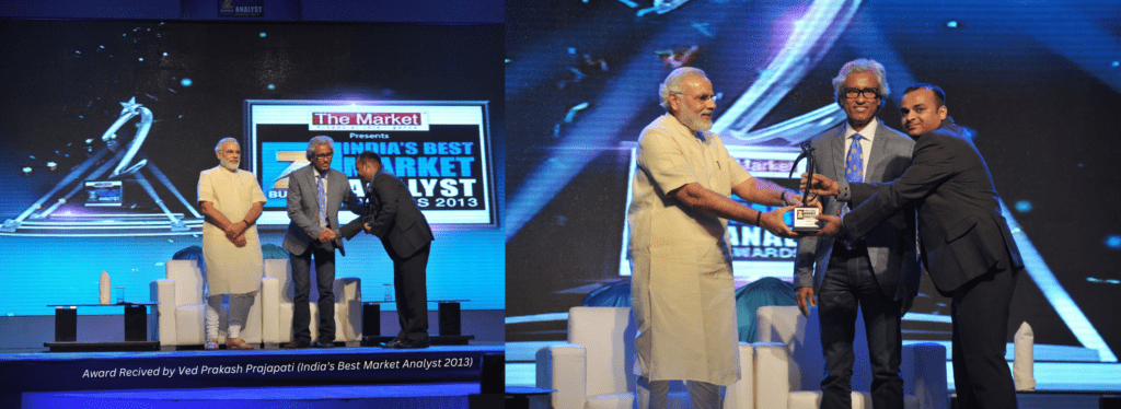 Event image receiving by one of expert of Technical Share Training Institute